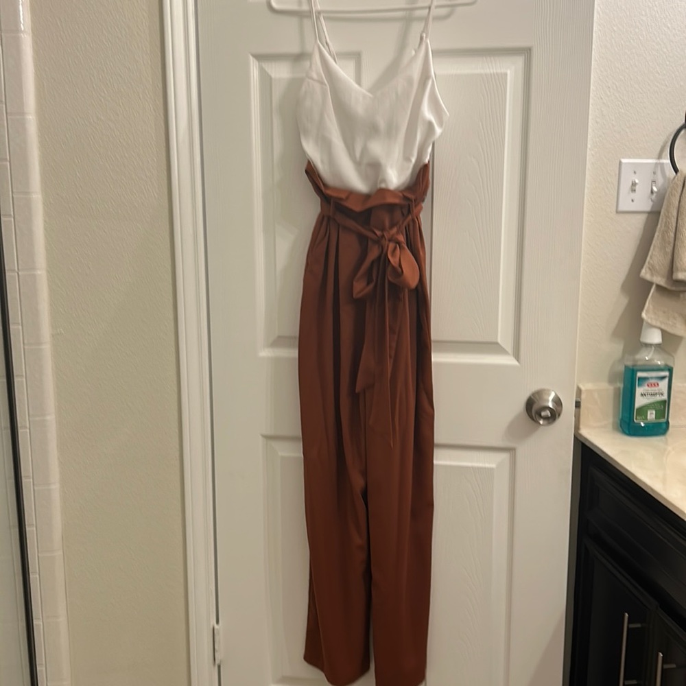 Burnt orange/white tank top jumper w/ waist tie